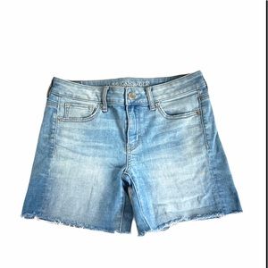 American Eagle super stretch denim shorts